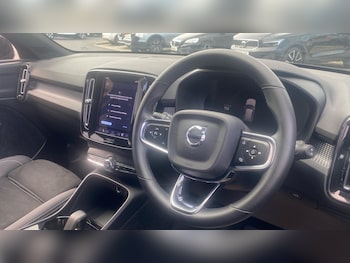 Used Volvo XC40 2025 for sale - 79248222: Photo