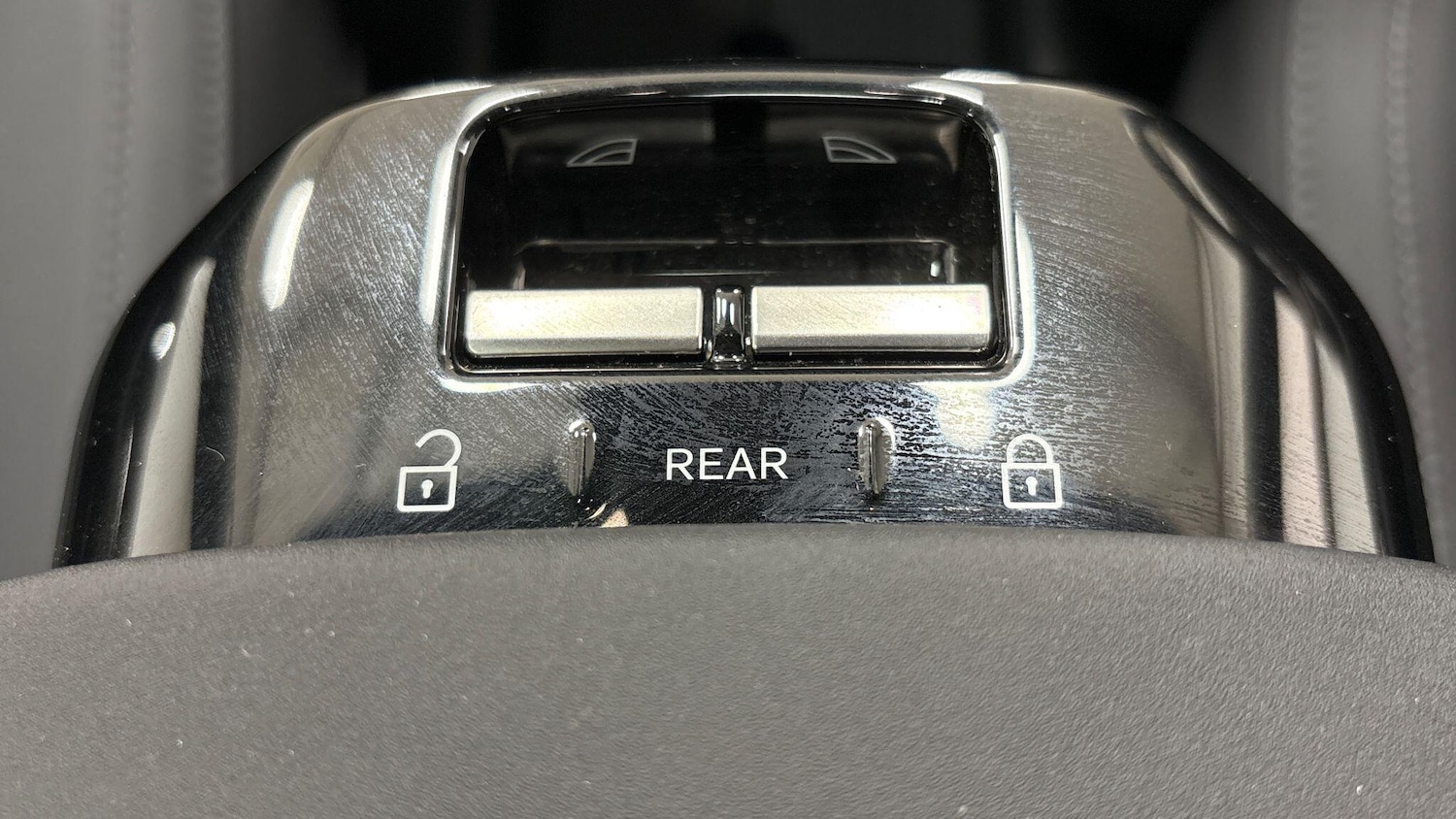 Used Volvo EX30 for sale - 77290872: Photo 25