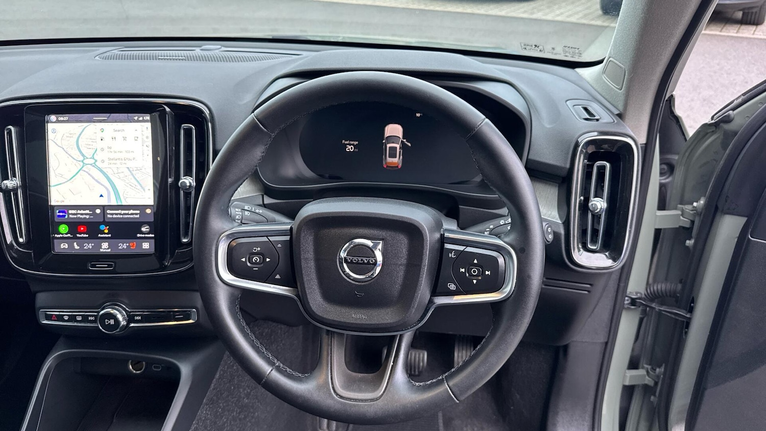 Used Volvo XC40 2025 for sale - 78220026: Photo 10