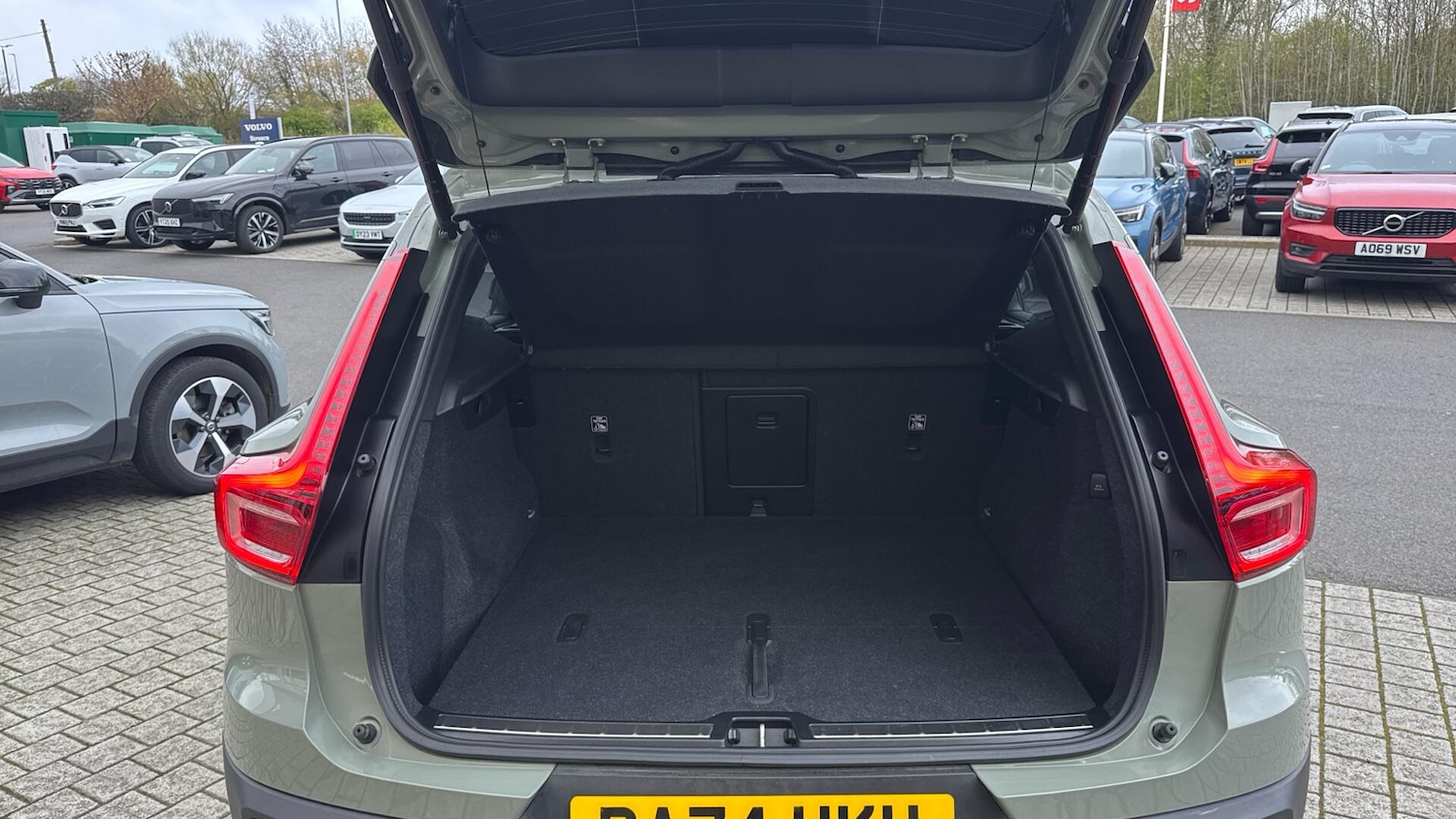 Used Volvo XC40 2025 for sale - 78220026: Photo 13