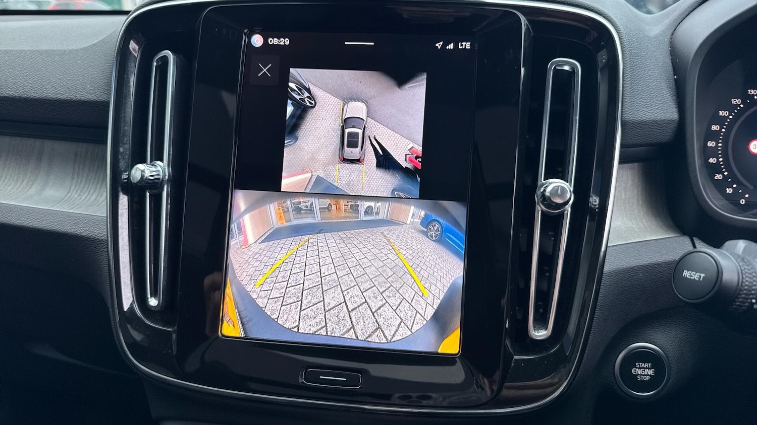 Used Volvo XC40 2025 for sale - 78220026: Photo 19