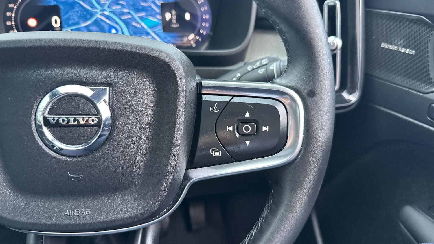 Used Volvo XC40 2025 for sale - 78220026: Photo 22