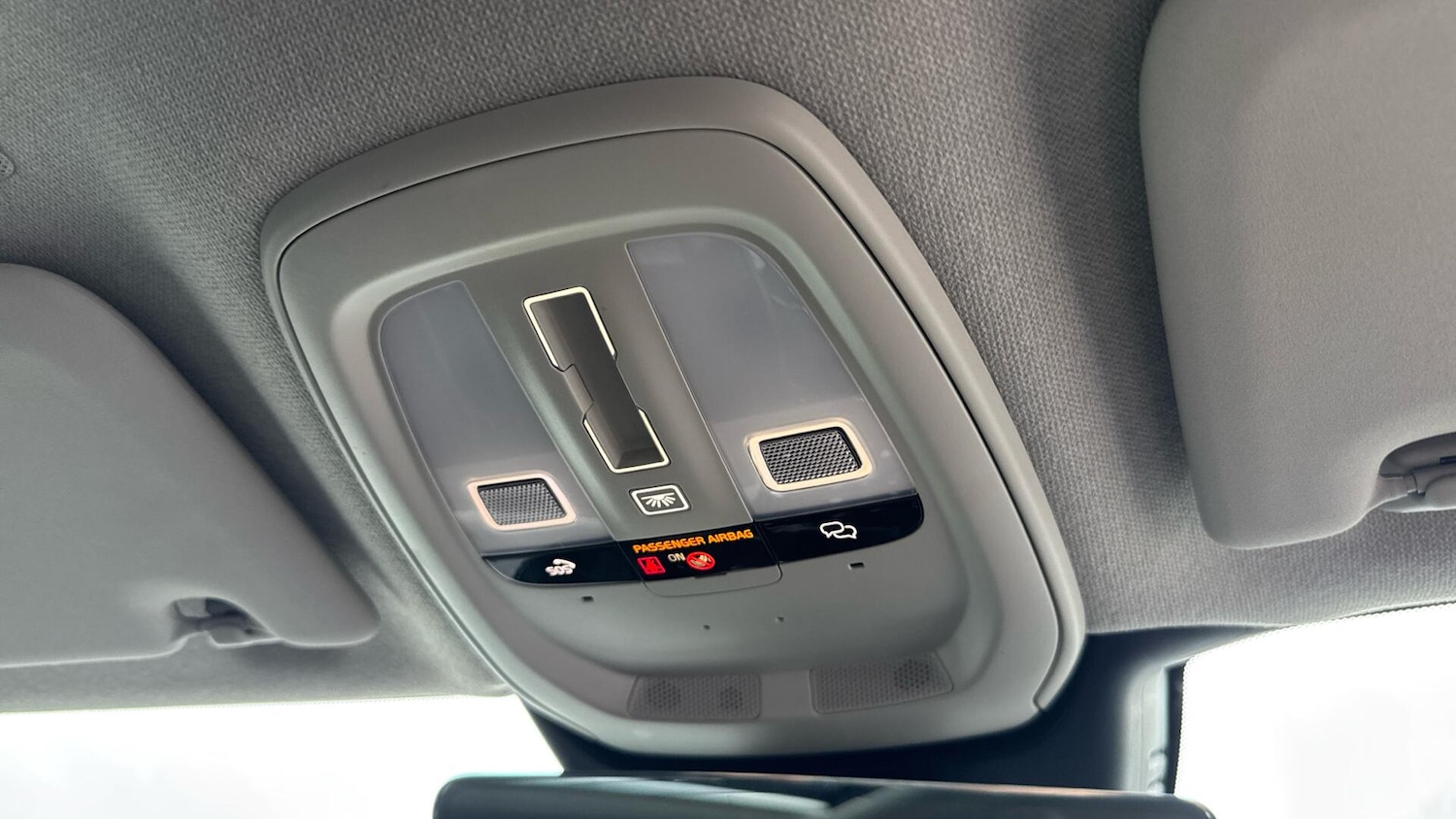 Used Volvo XC40 2025 for sale - 78220026: Photo 28