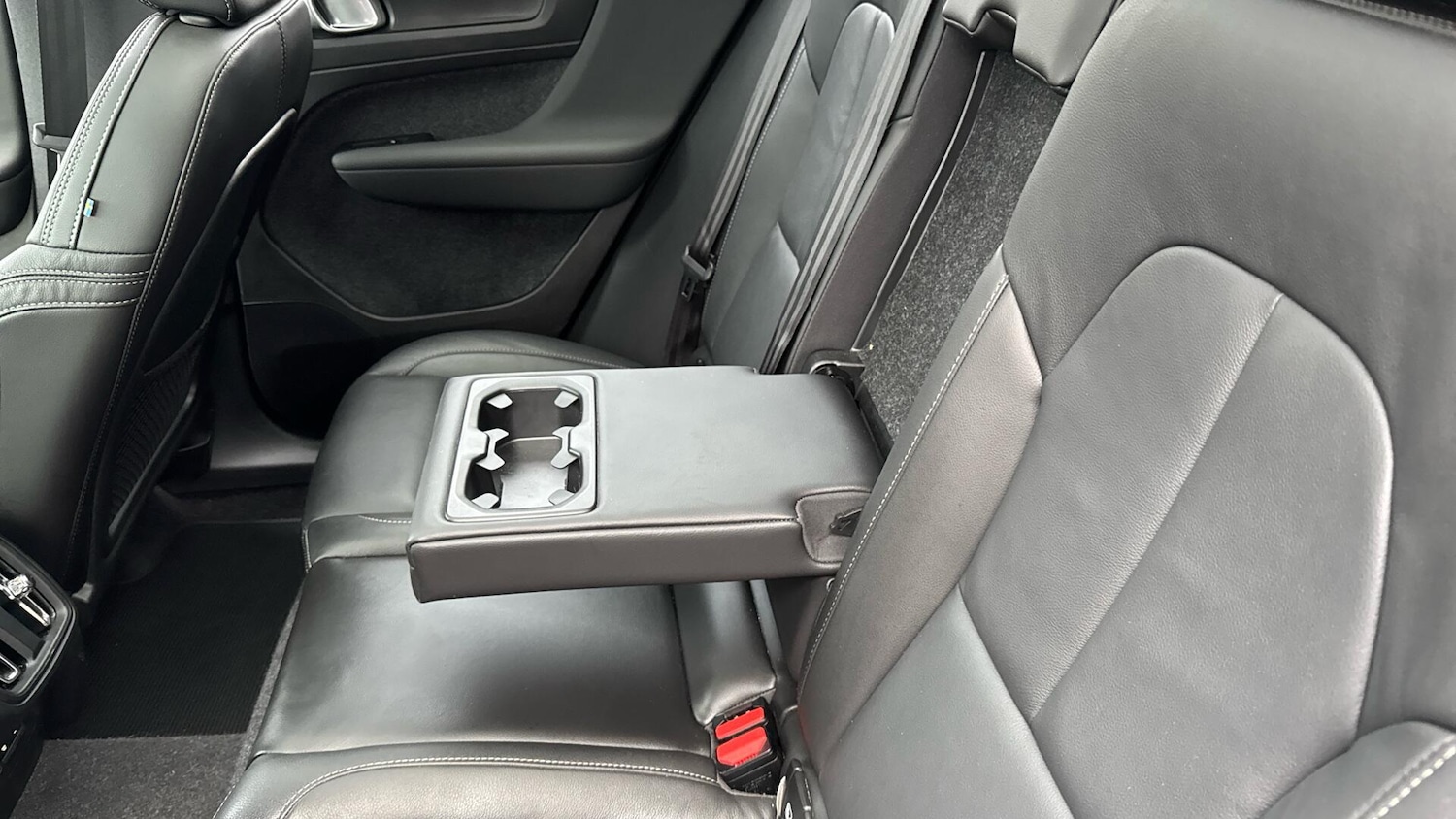 Used Volvo XC40 2025 for sale - 78220026: Photo 34