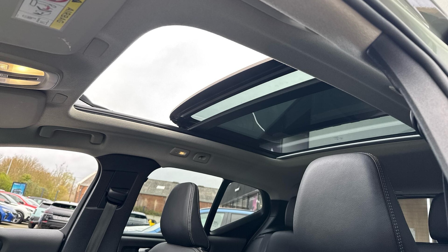 Used Volvo XC40 2025 for sale - 78220026: Photo 40