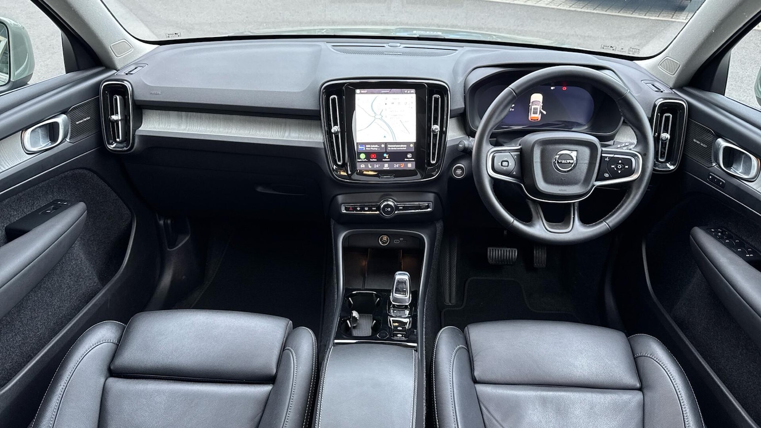 Used Volvo XC40 2025 for sale - 78220026: Photo 5