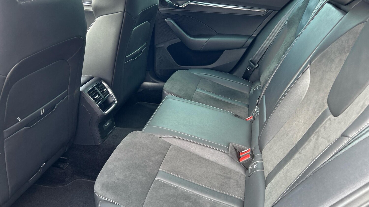 Used Skoda Octavia 2021 for sale - 76001592: Photo 30