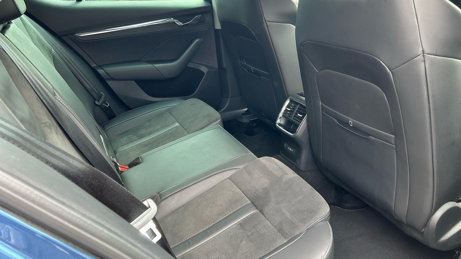 Used Skoda Octavia 2021 for sale - 76001592: Photo 6