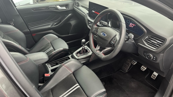 Used Ford Focus 2022 for sale - 76284148: Photo 4