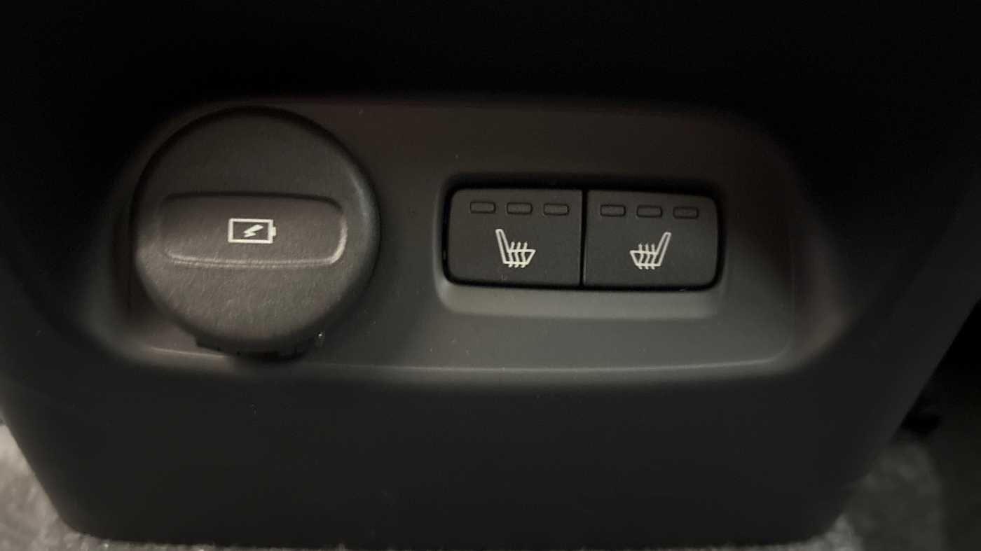 Used Volvo XC40 2025 for sale - 77091411: Photo 18