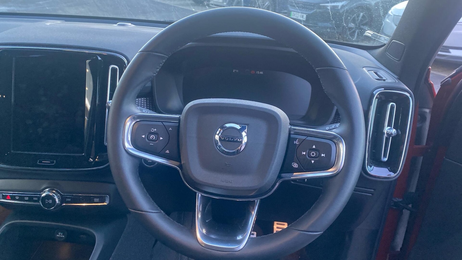 Used Volvo XC40 2021 for sale - 77203924: Photo 10