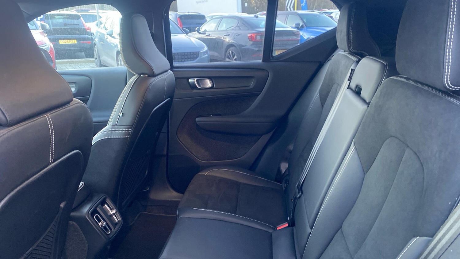 Used Volvo XC40 2021 for sale - 77203924: Photo 33