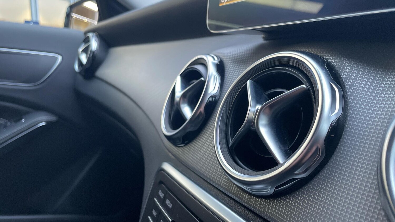 Used Mercedes-Benz GLA 2019 for sale - 77524413: Photo 46