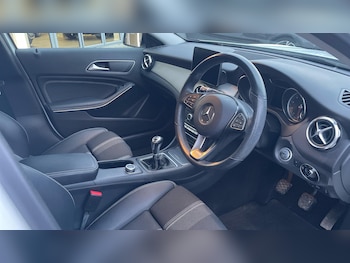 Used Mercedes-Benz GLA 2019 for sale - 77524413: Photo