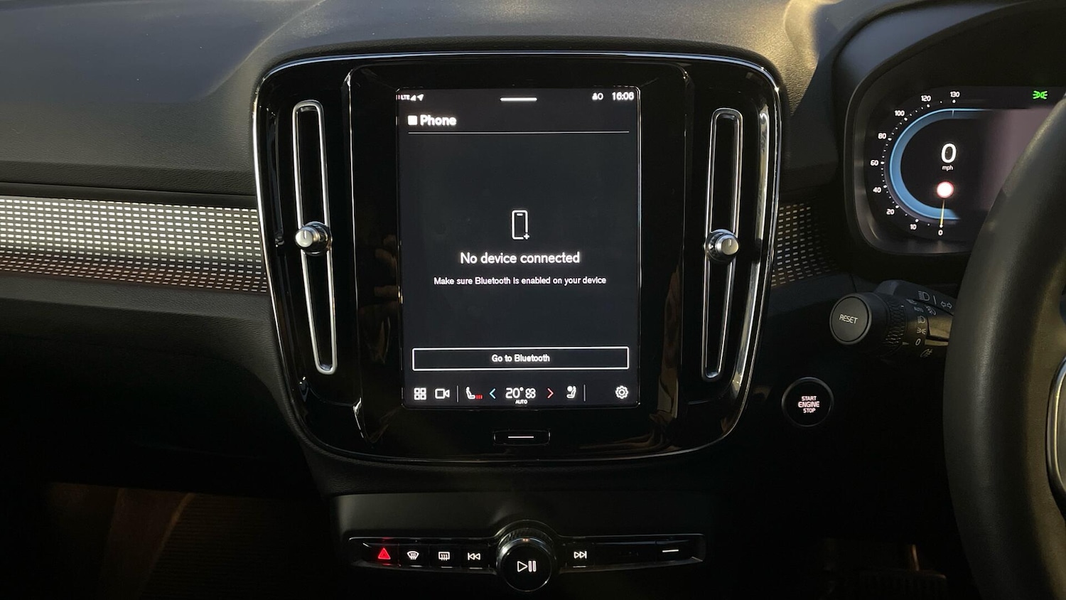 Used Volvo XC40 2022 for sale - 77060194: Photo 18