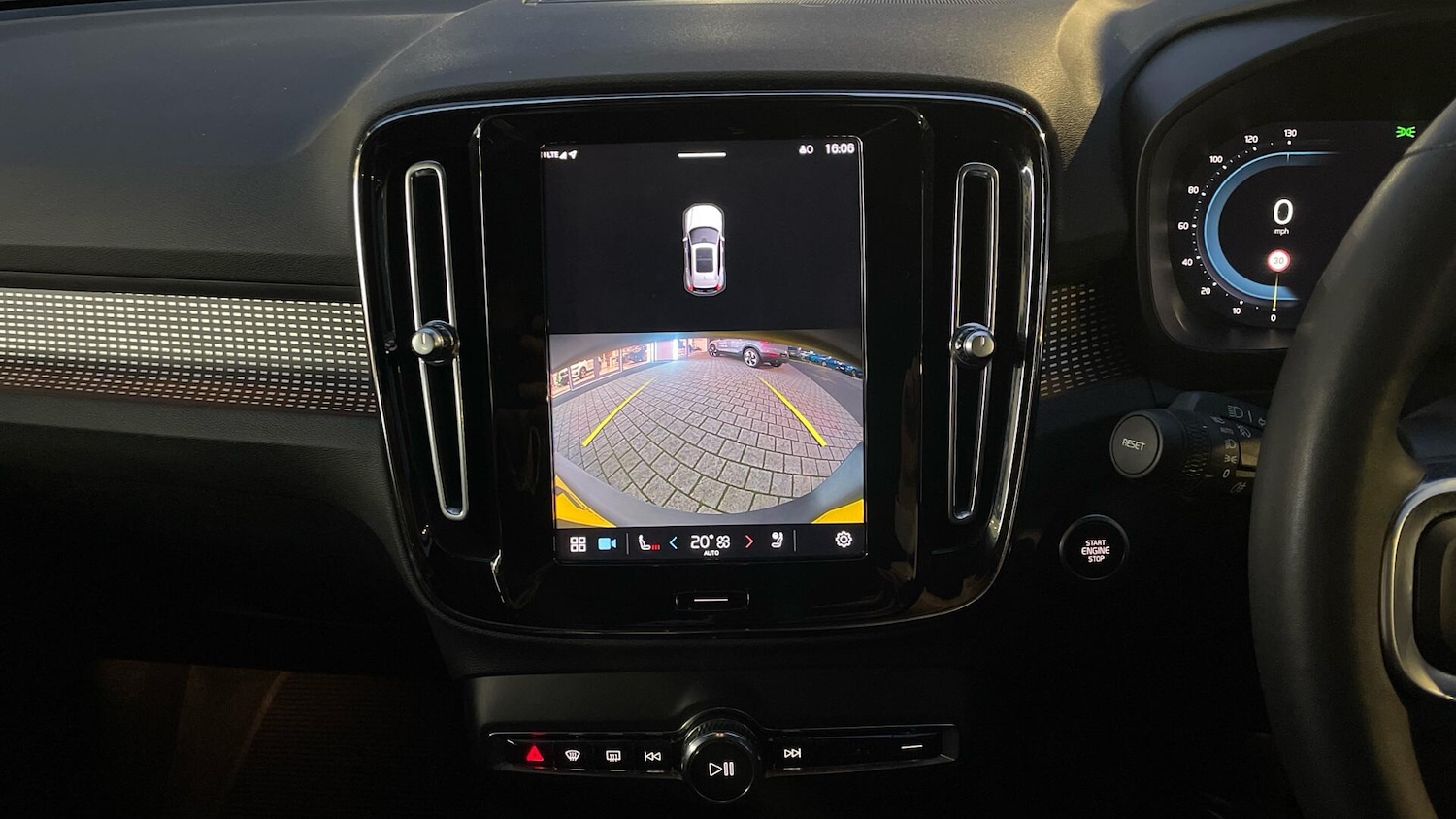 Used Volvo XC40 2022 for sale - 77060194: Photo 19