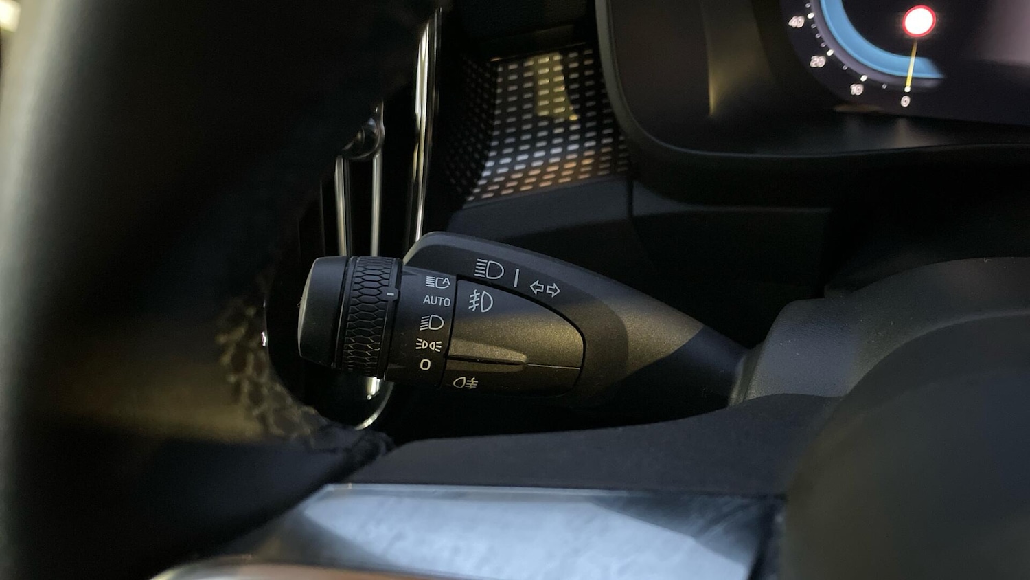 Used Volvo XC40 2022 for sale - 77060194: Photo 20