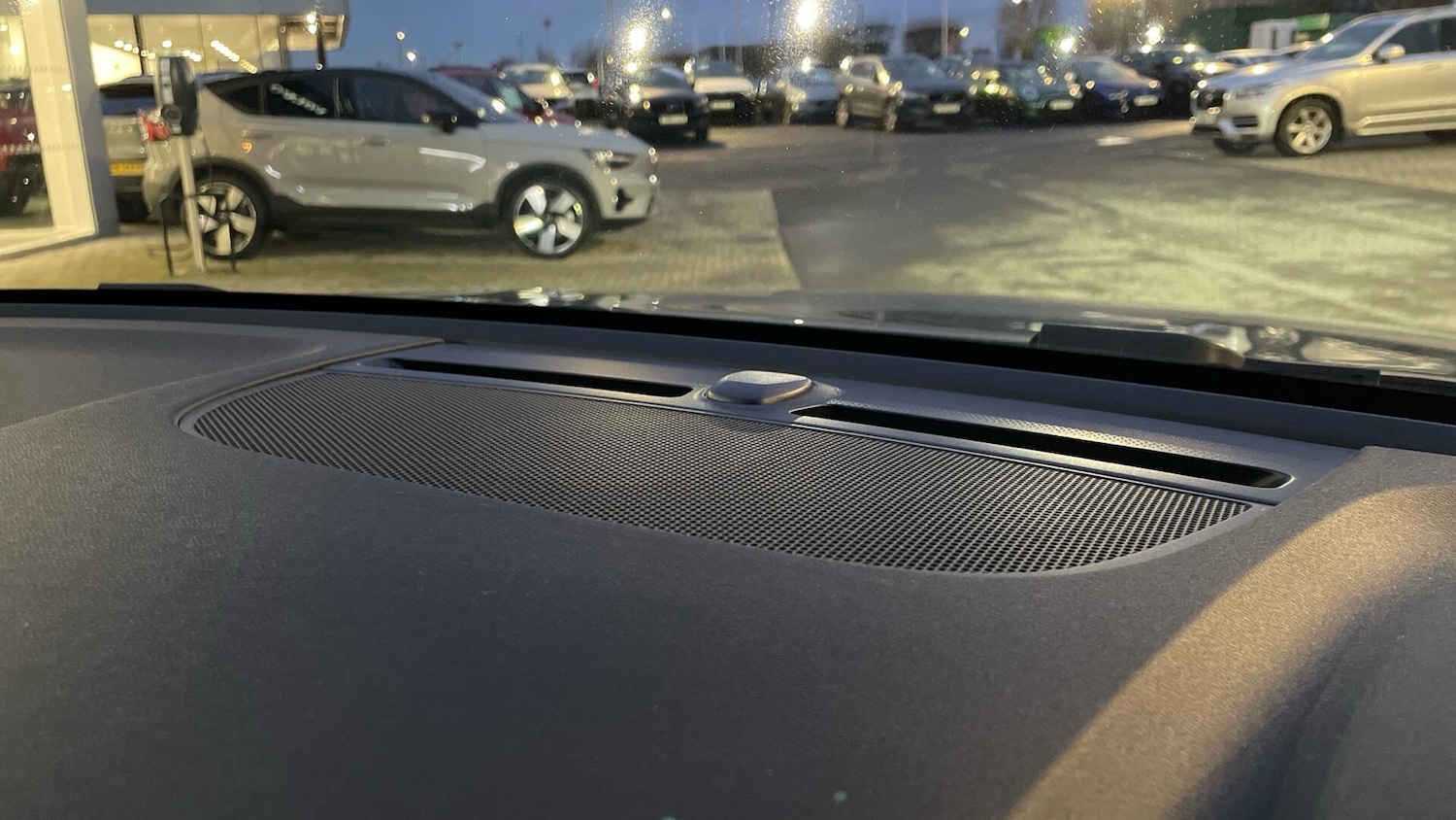 Used Volvo XC40 2022 for sale - 77060194: Photo 25