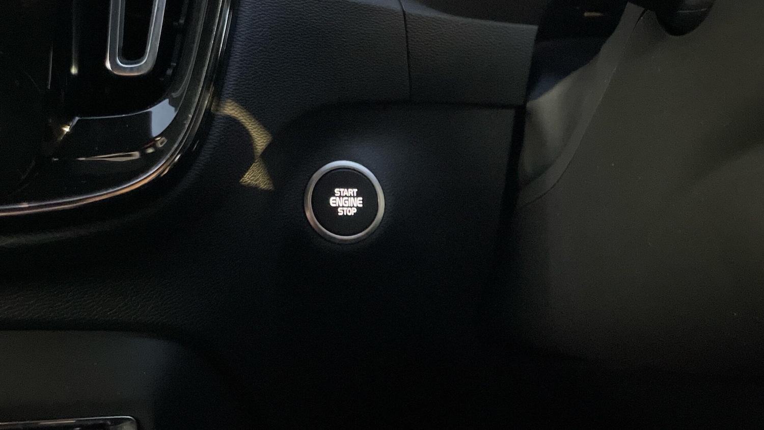 Used Volvo XC40 2022 for sale - 77060194: Photo 27