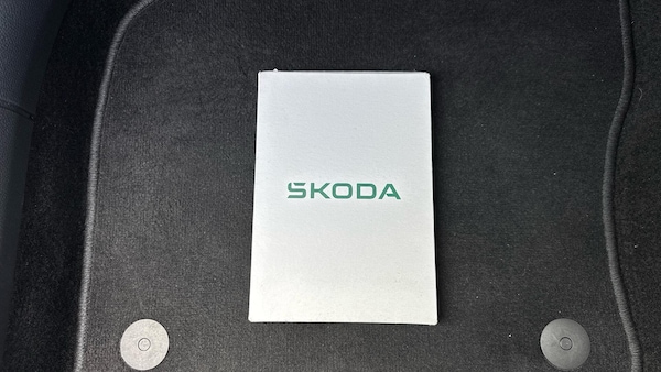 Used Skoda Karoq 2024 for sale - 76137184: Photo 14