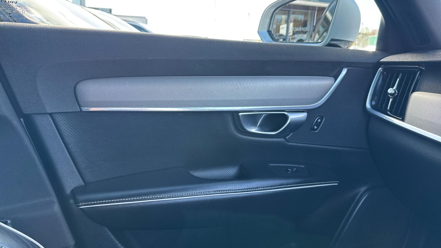 Used Volvo S90 2017 for sale - 78170561: Photo 29