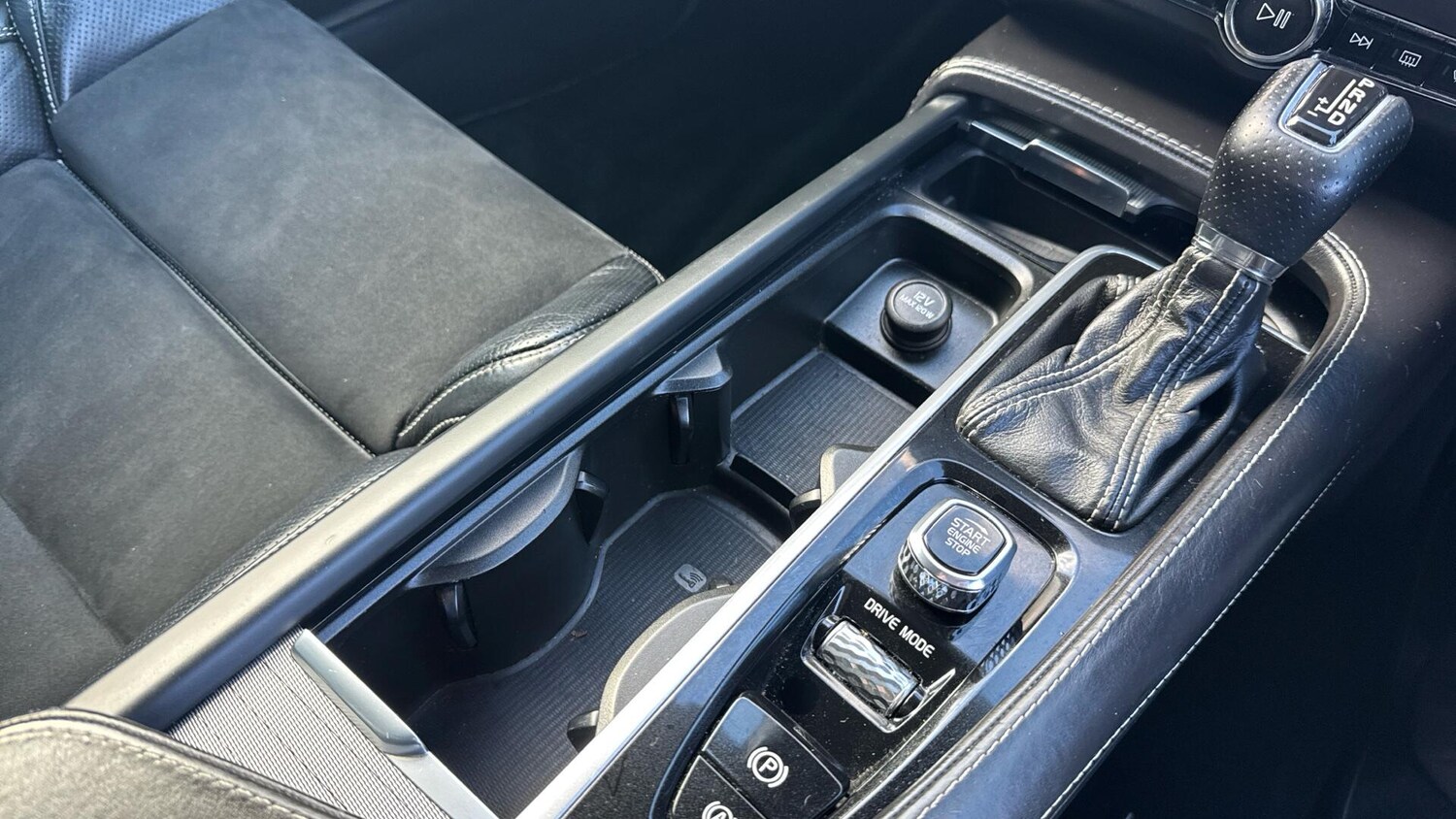 Used Volvo S90 2017 for sale - 78170561: Photo 31