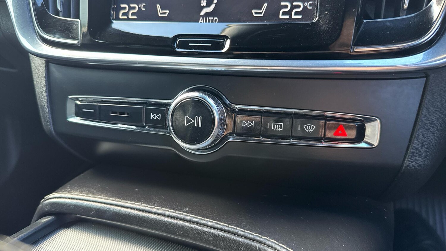 Used Volvo S90 2017 for sale - 78170561: Photo 32