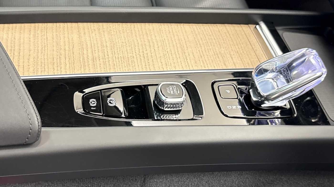 Used Volvo XC60 for sale - 77484479: Photo 32