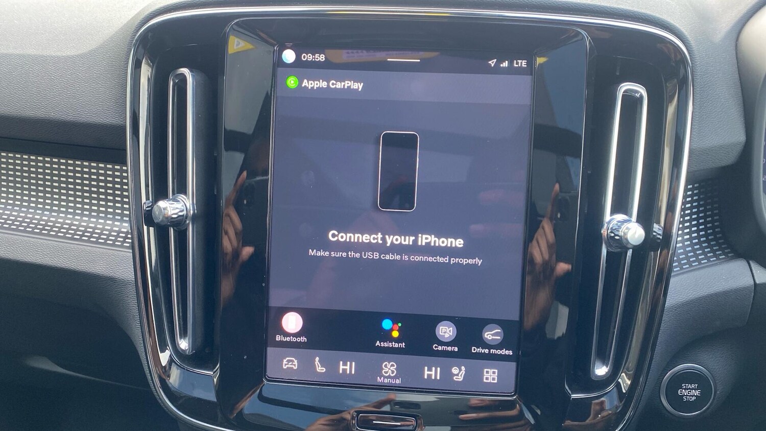 Used Volvo XC40 for sale - 77671799: Photo 18