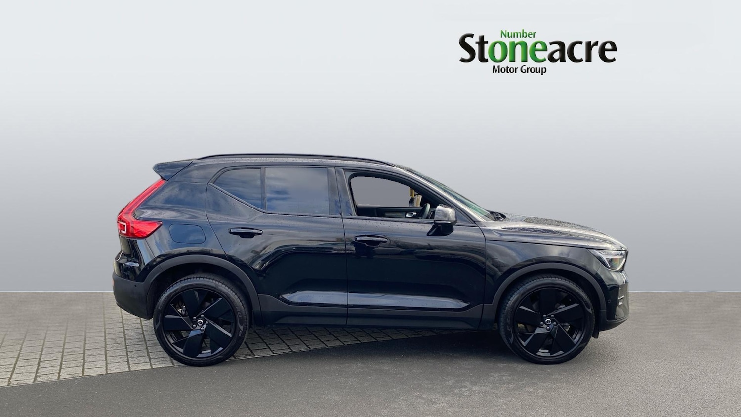 Used Volvo XC40 for sale - 77671799: Photo 3