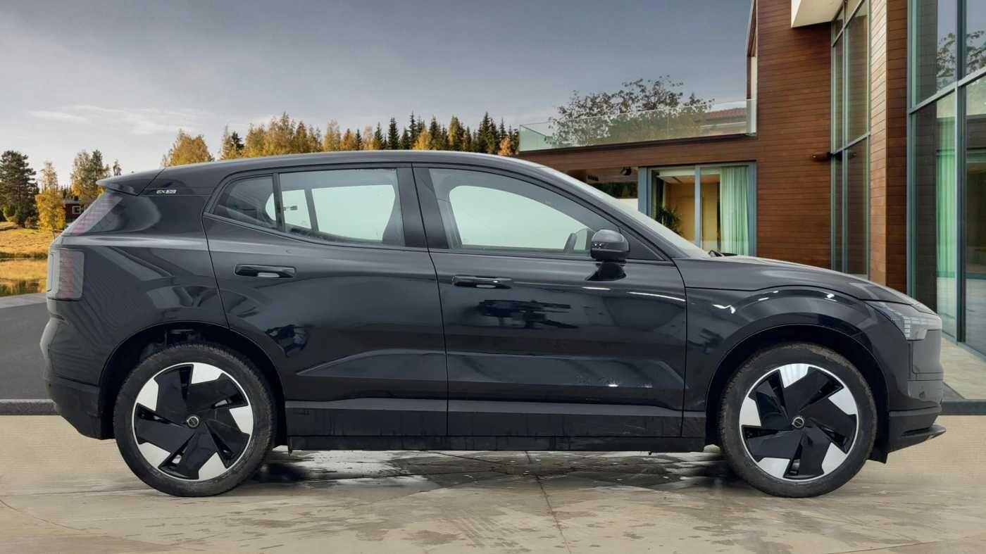 Used Volvo EX30 2025 for sale - 78205504: Photo 2