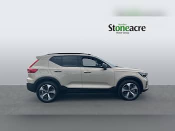 Used Volvo XC40 2025 for sale - 79836527: Photo