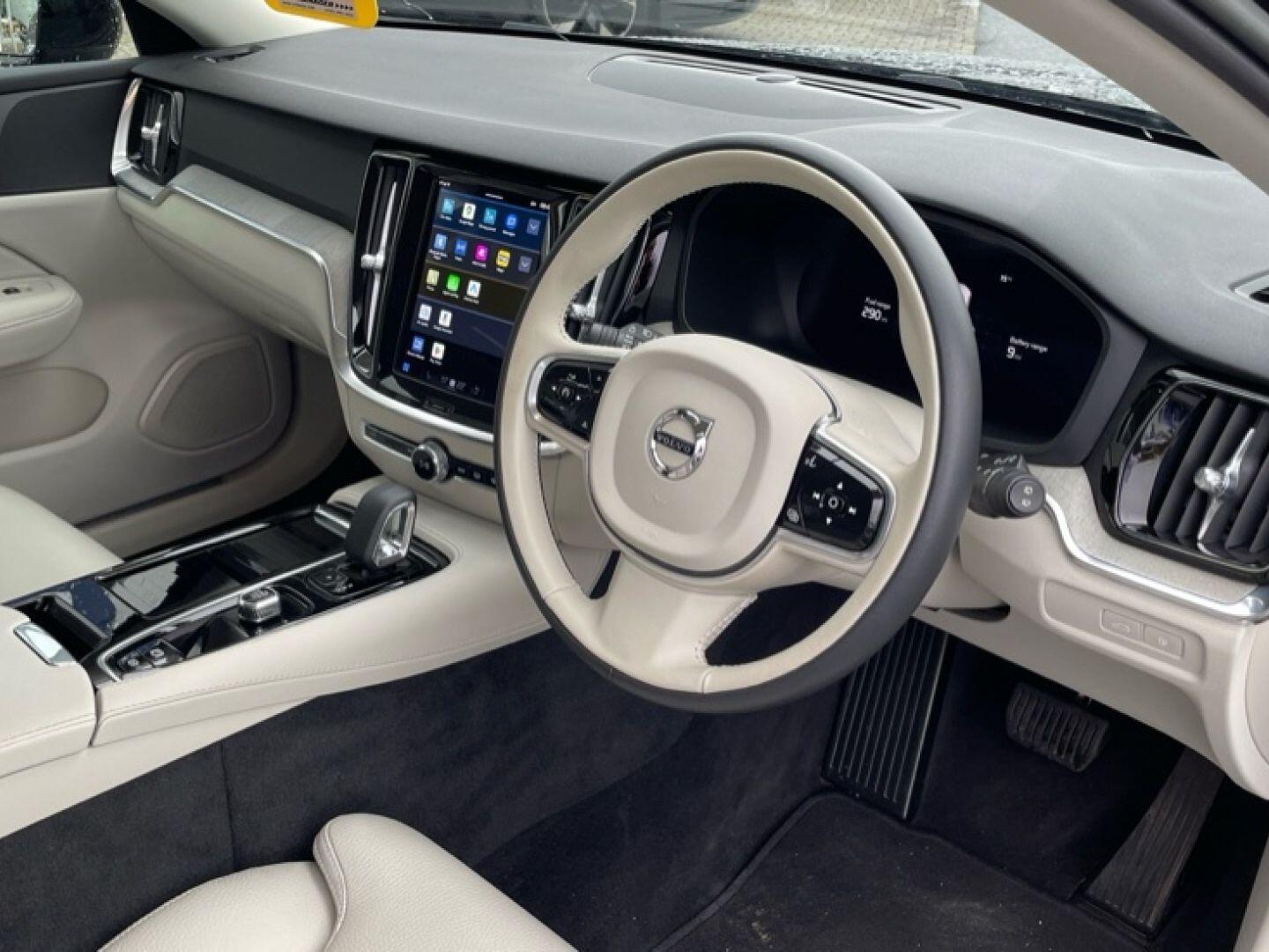 Used Volvo V60 2022 for sale - 76849957: Photo 13