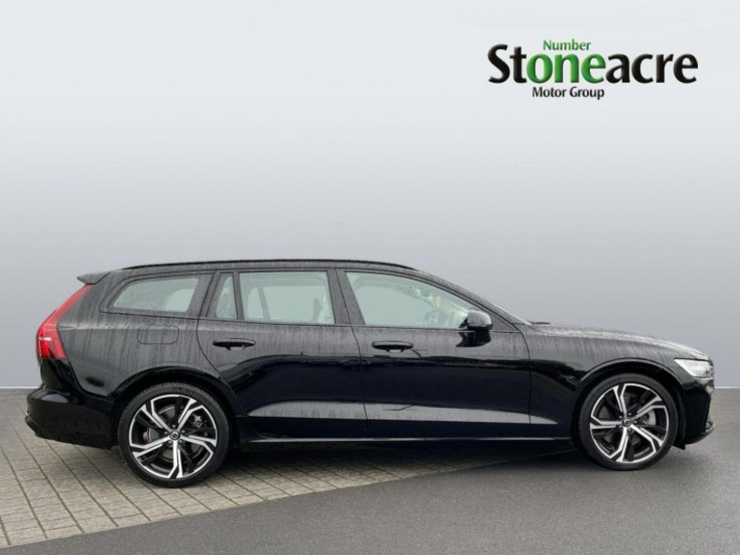 Used Volvo V60 2022 for sale - 76849957: Photo 3