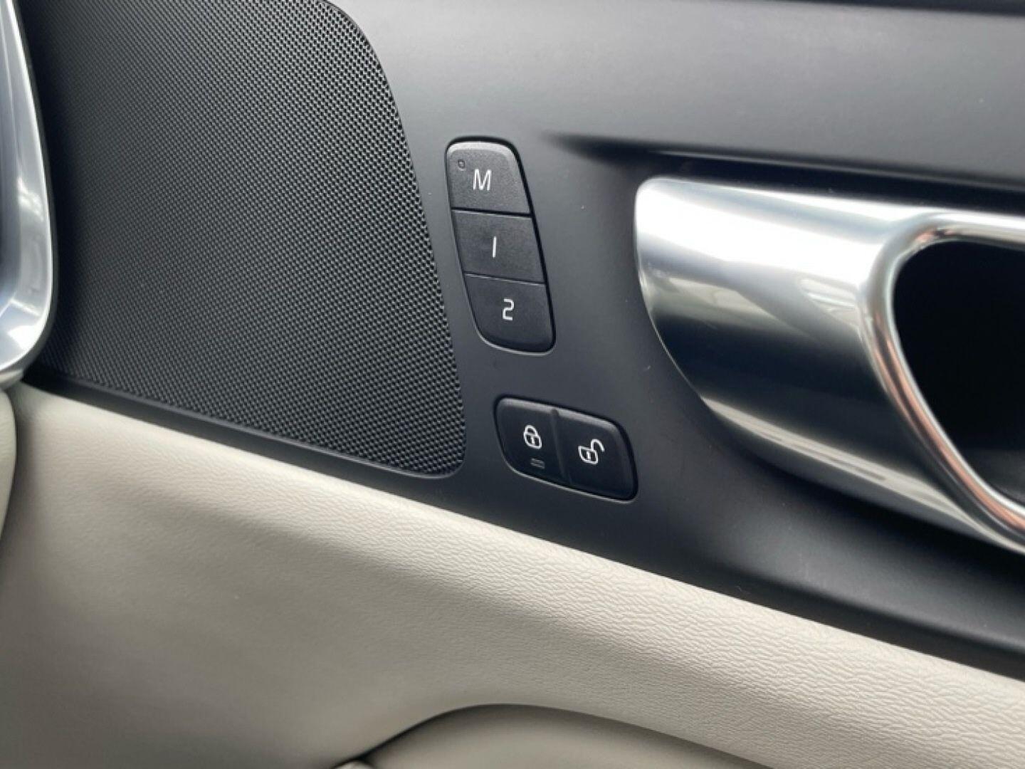 Used Volvo V60 2022 for sale - 76849957: Photo 35