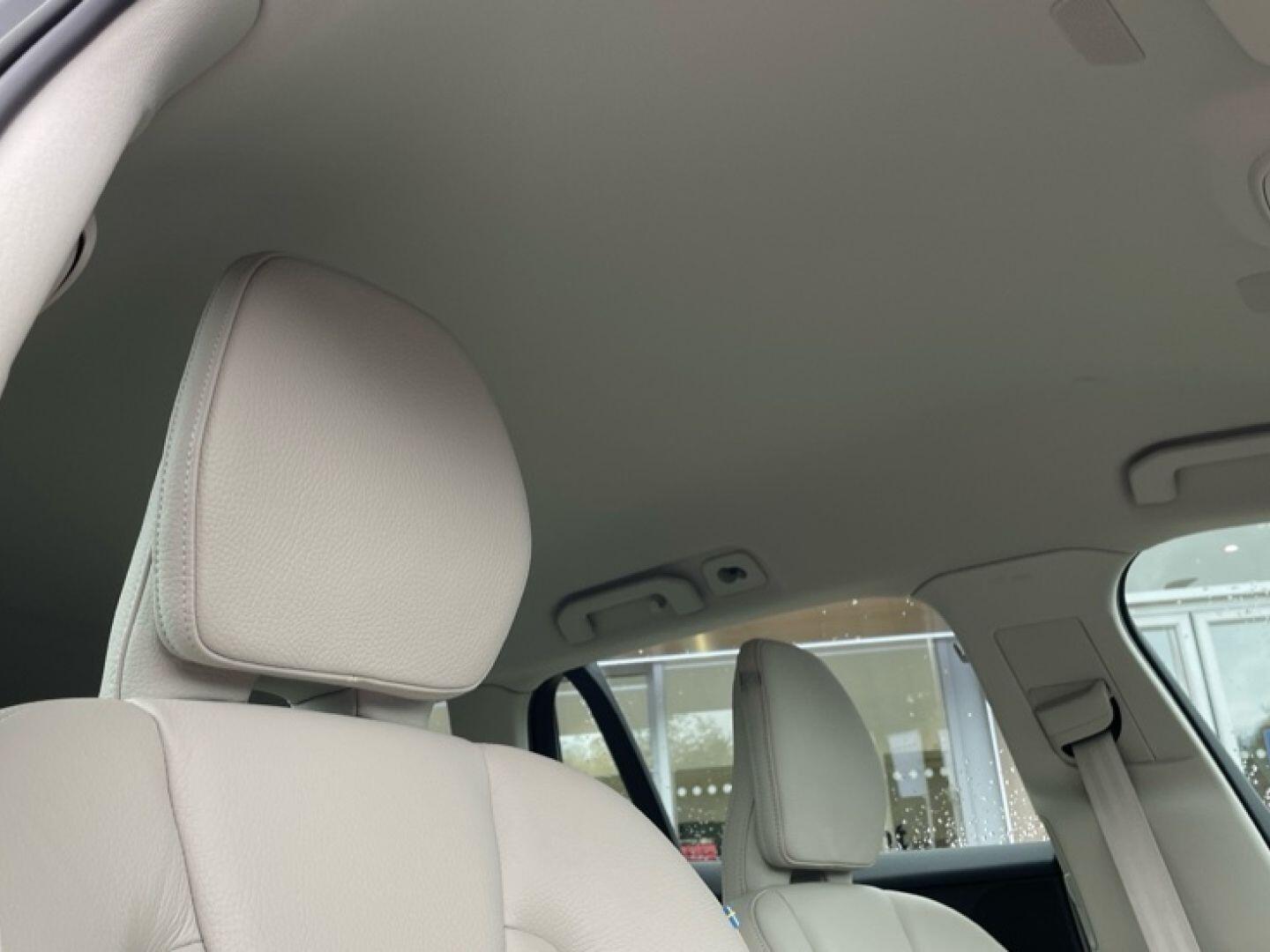 Used Volvo V60 2022 for sale - 76849957: Photo 37