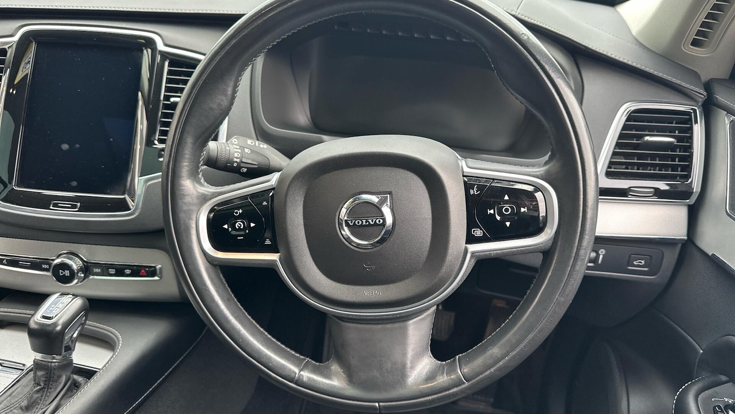 Used Volvo XC90 2017 for sale - 77658389: Photo 10