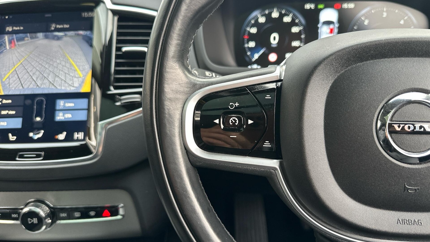 Used Volvo XC90 2017 for sale - 77658389: Photo 21