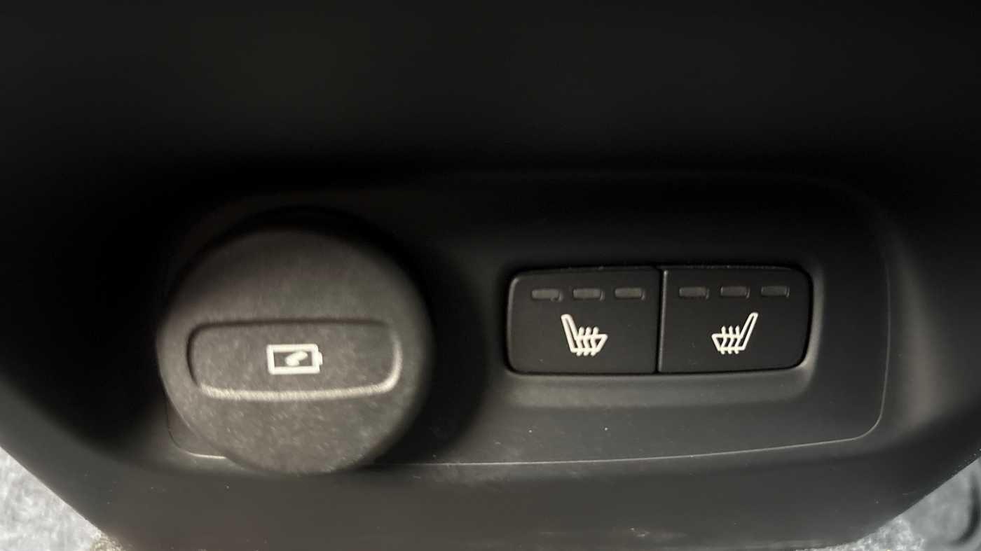 Used Volvo XC40 2024 for sale - 76825048: Photo 18