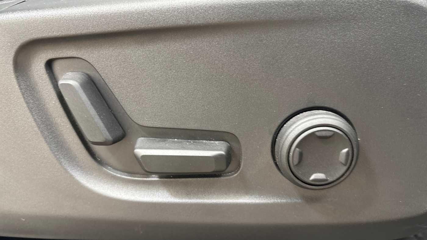 Used Volvo XC40 2024 for sale - 76825048: Photo 29