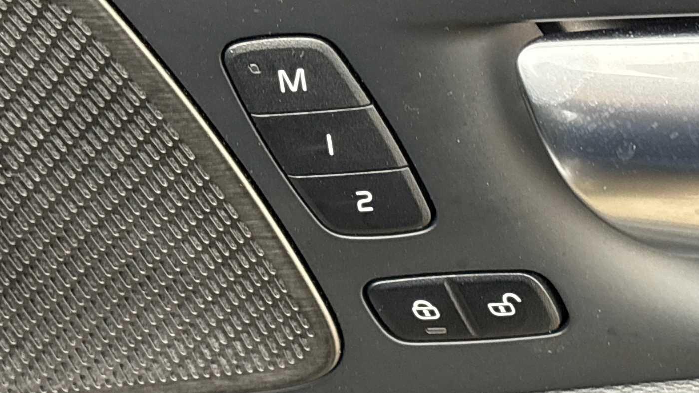 Used Volvo XC60 2025 for sale - 77278920: Photo 25