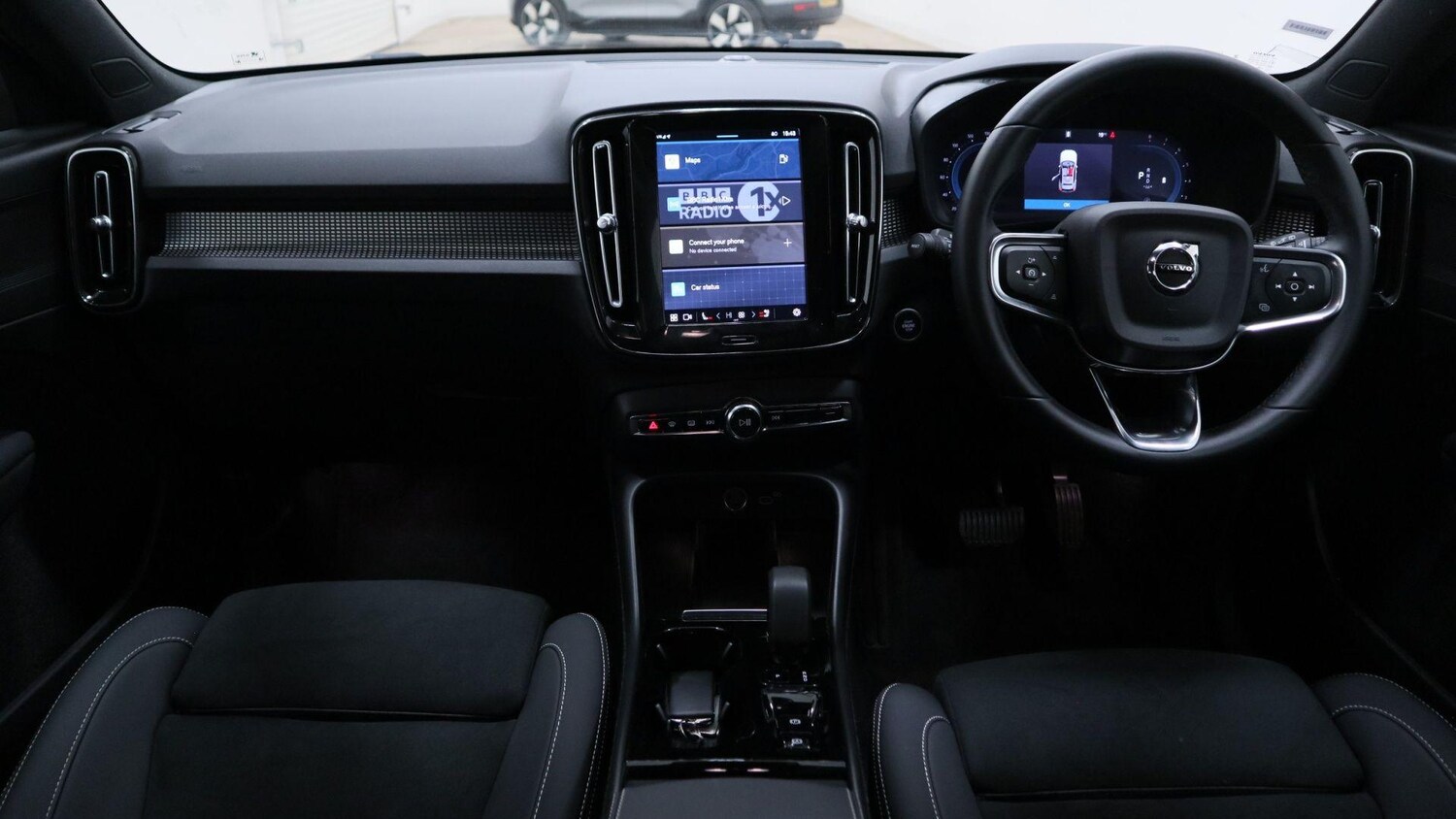 Used Volvo XC40 2024 for sale - 77439861: Photo 11