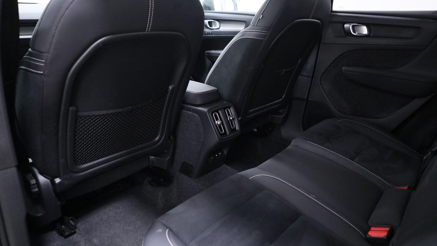 Used Volvo XC40 2024 for sale - 77439861: Photo 14