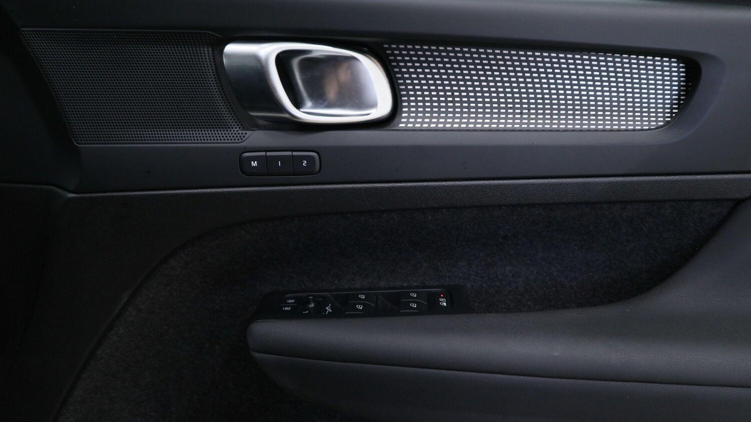 Used Volvo XC40 2024 for sale - 77439861: Photo 23