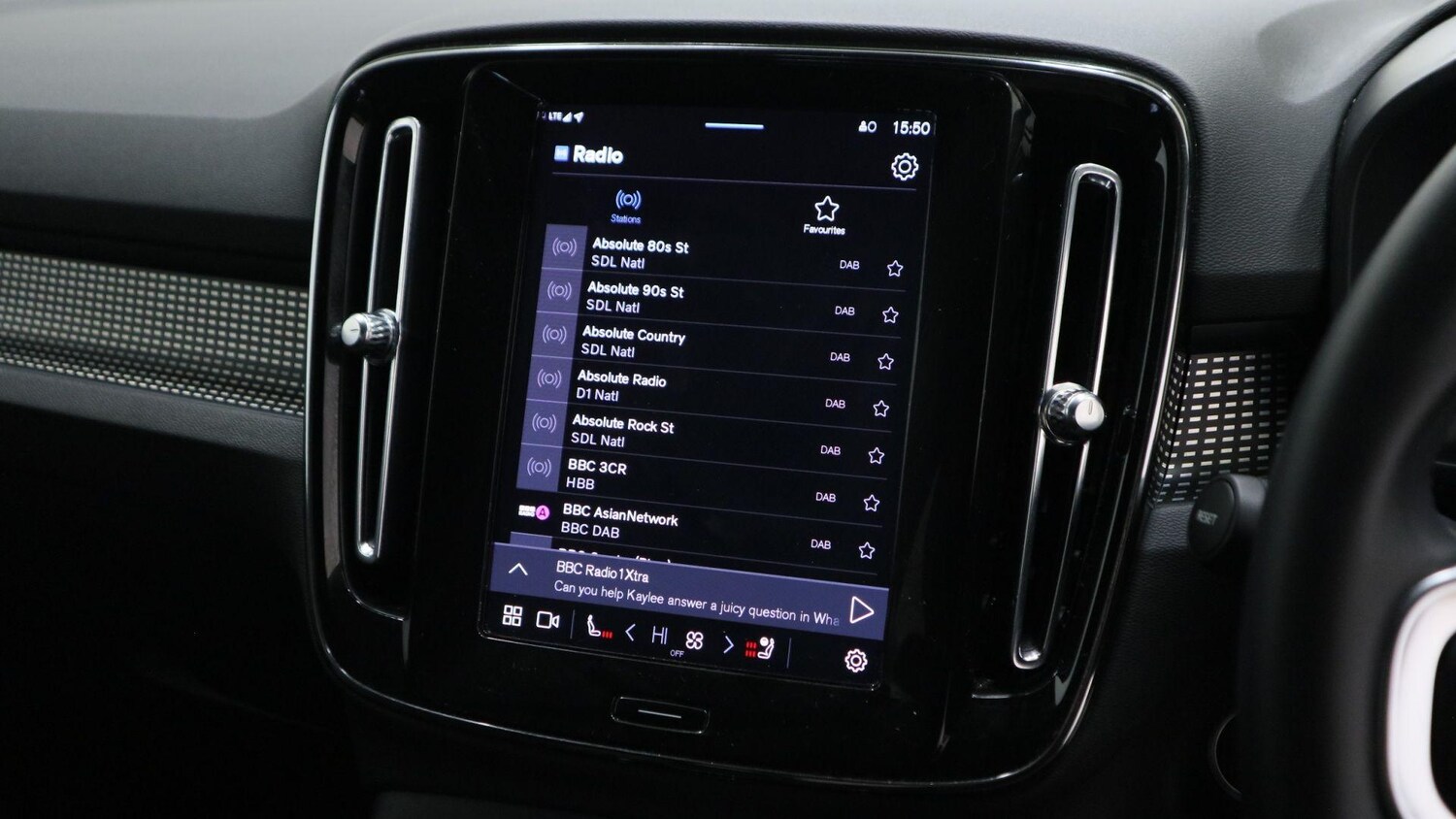 Used Volvo XC40 2024 for sale - 77439861: Photo 34