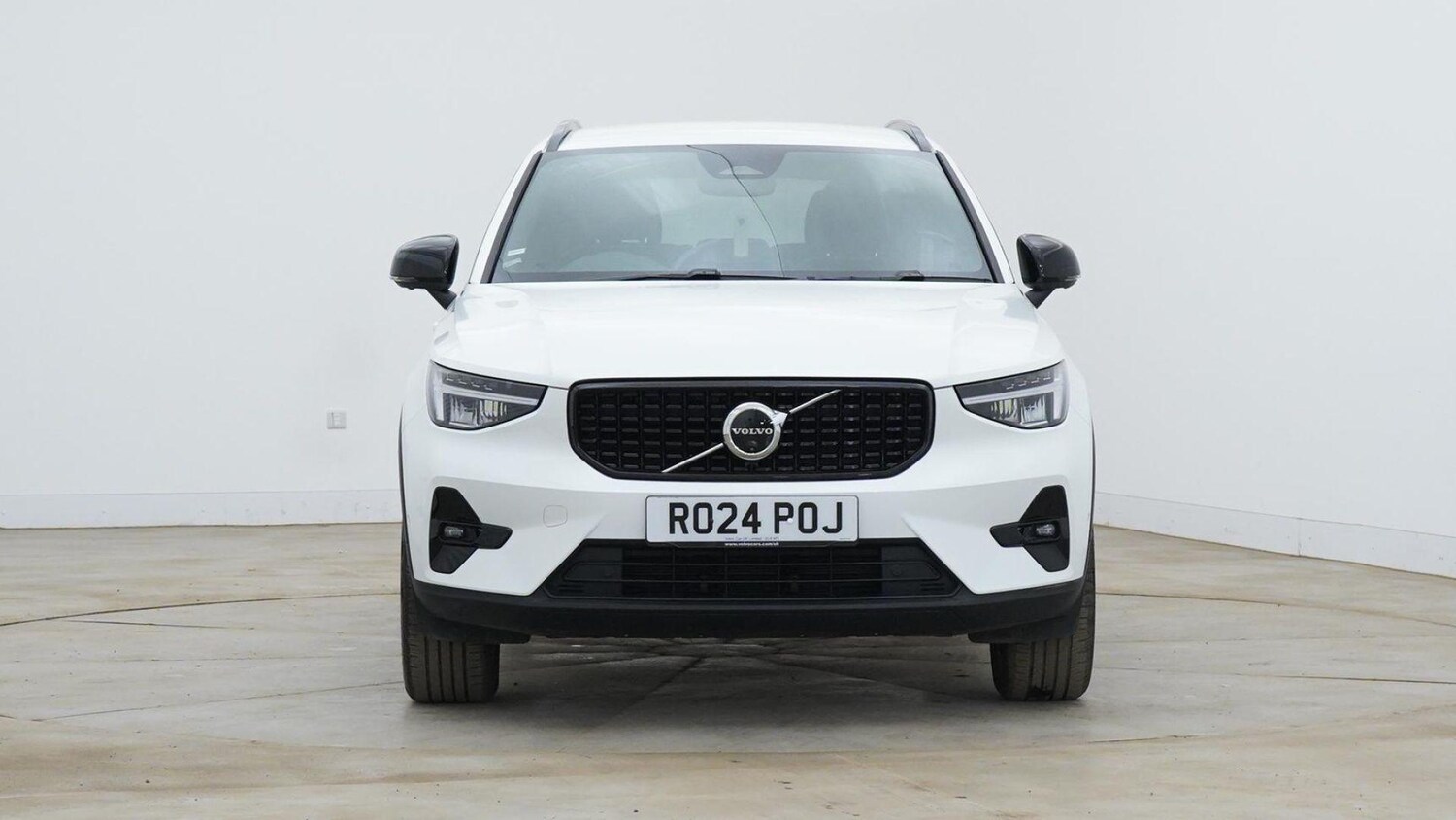 Used Volvo XC40 2024 for sale - 77439861: Photo 9