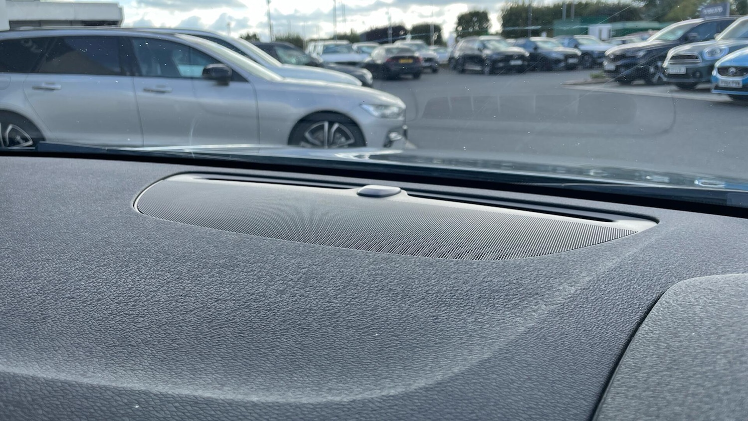 Used Volvo V90 2018 for sale - 76137904: Photo 25