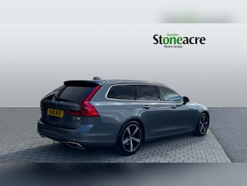 Used Volvo V90 2018 for sale - 76137904: Photo 2