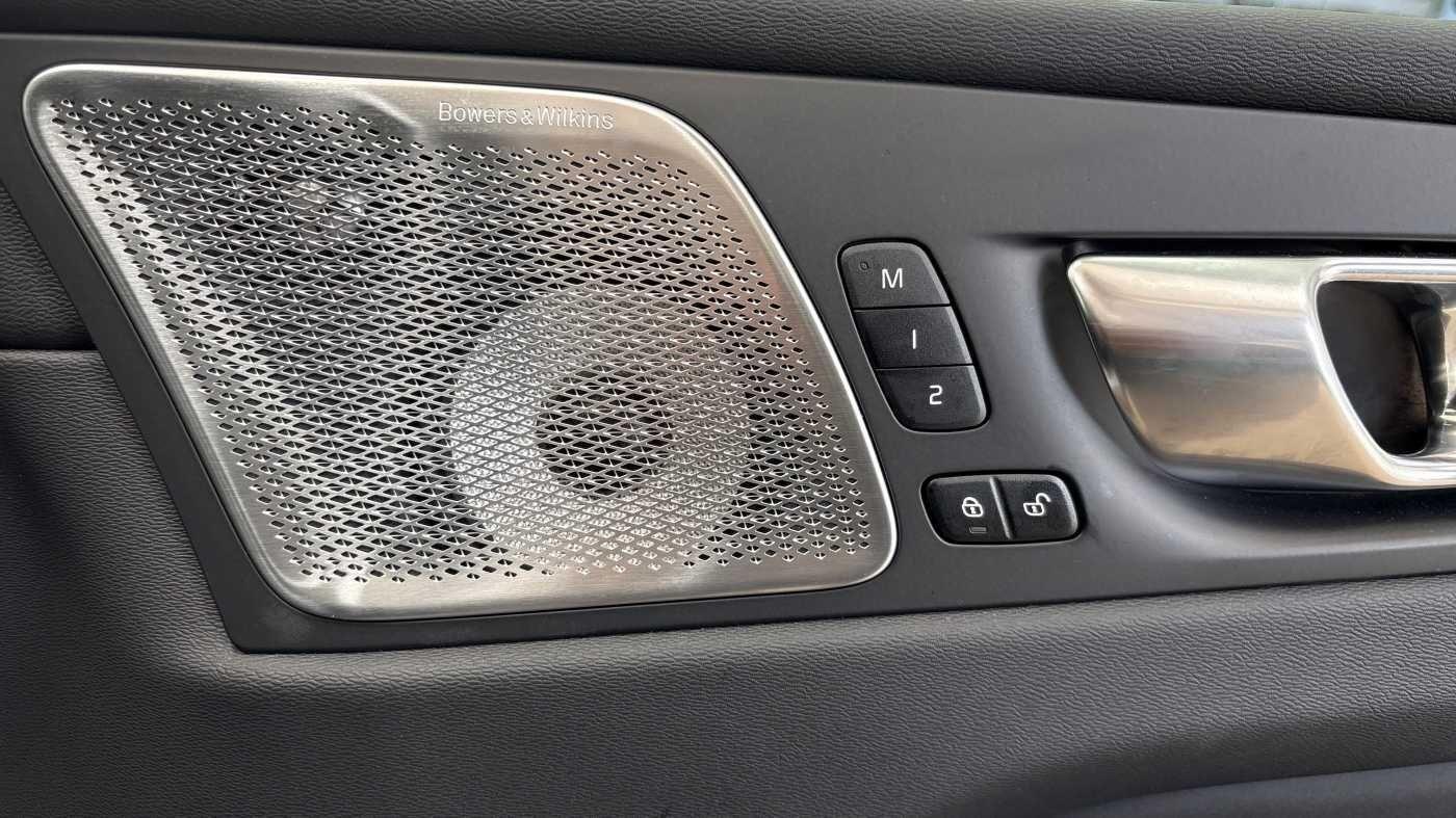 Used Volvo XC60 for sale - 77853157: Photo 25