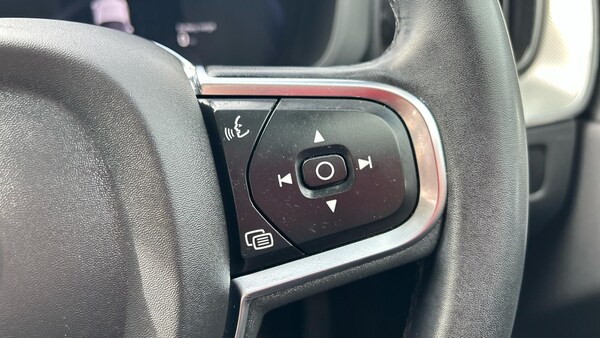 Used Volvo XC60 2023 for sale - 76158791: Photo 22